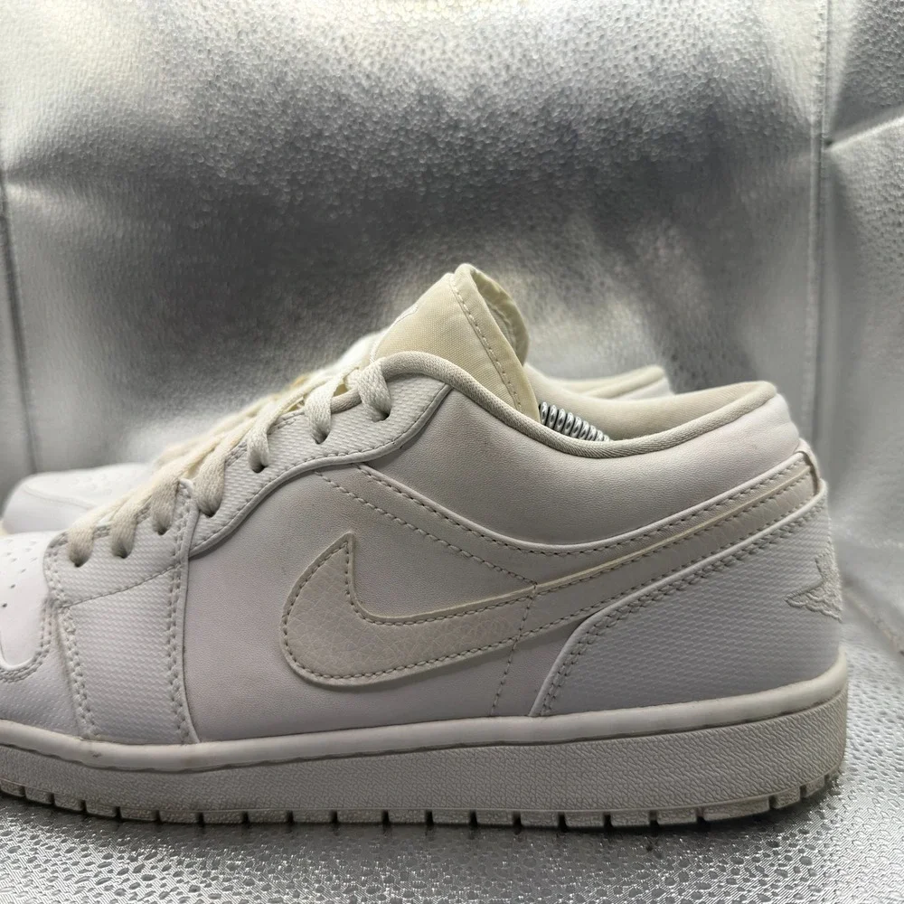 Size 11.5 Air Jordan 1 Retro Low Triple White Mens Sneaker Shoes 553558-102‎